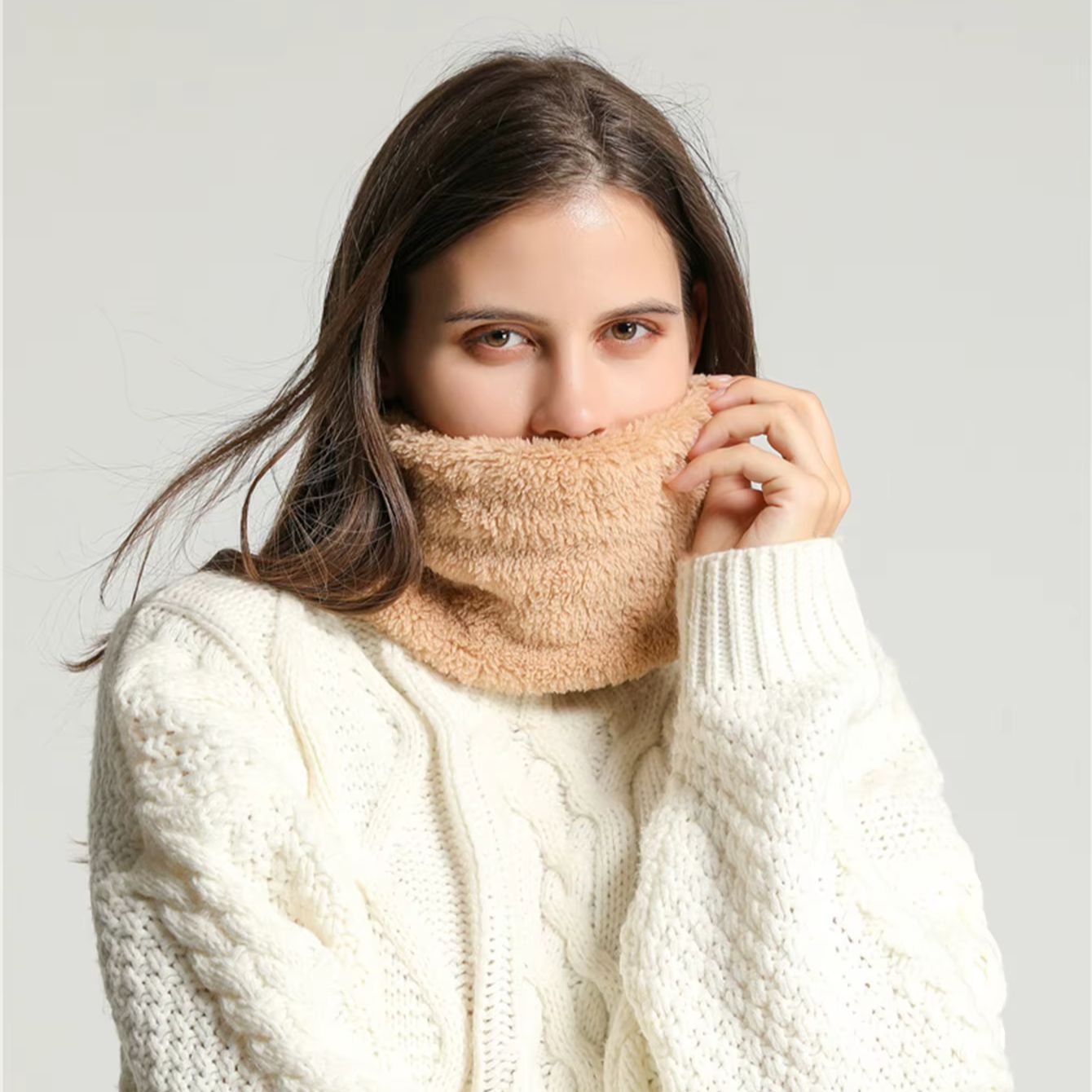 Neck Gaiter Fleece - 캐주얼한 코랄 플리스 소재의 목 보호대,